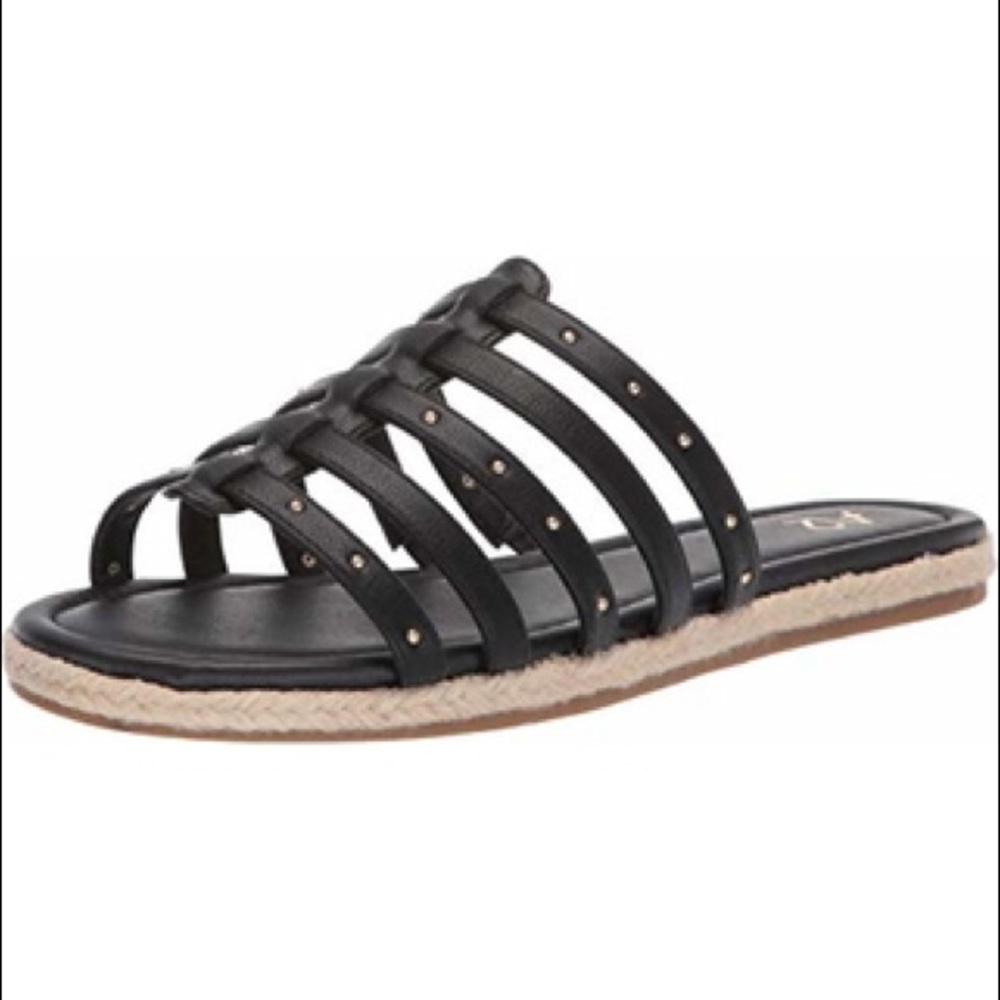 Aerosols flip flop sandals
